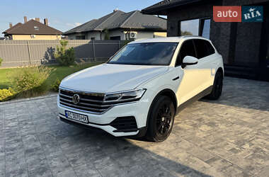 Внедорожник / Кроссовер Volkswagen Touareg 2019 в Луцке