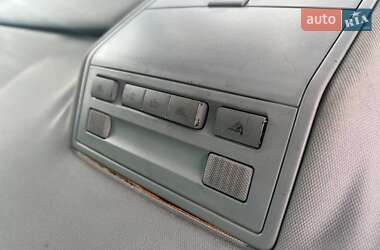 Внедорожник / Кроссовер Volkswagen Touareg 2004 в 