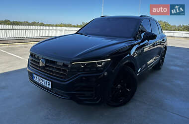 Позашляховик / Кросовер Volkswagen Touareg 2019 в Полтаві