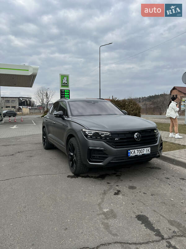 Внедорожник / Кроссовер Volkswagen Touareg 2020 в Виноградове