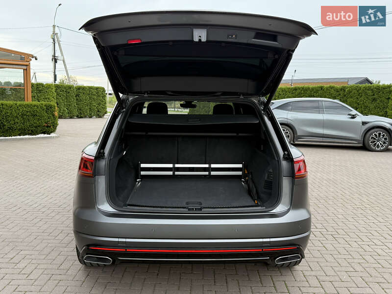 Внедорожник / Кроссовер Volkswagen Touareg 2020 в Виноградове