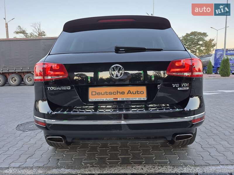 Внедорожник / Кроссовер Volkswagen Touareg 2015 в Одессе