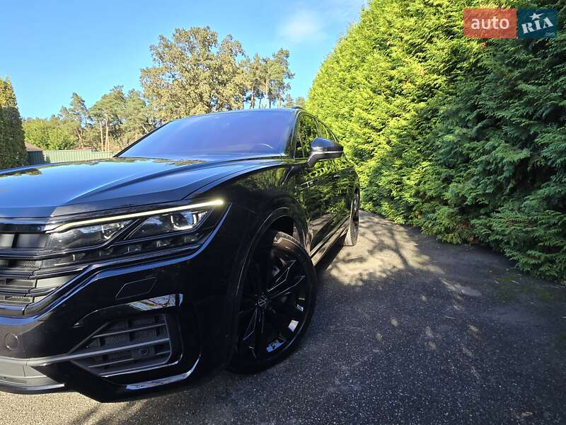 Внедорожник / Кроссовер Volkswagen Touareg 2022 в Ирпене