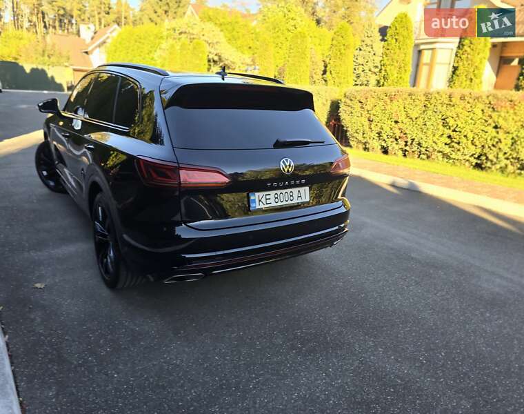 Внедорожник / Кроссовер Volkswagen Touareg 2022 в Ирпене