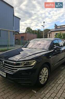 Внедорожник / Кроссовер Volkswagen Touareg 2021 в Хмельницком