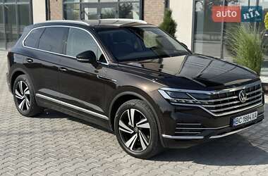 Внедорожник / Кроссовер Volkswagen Touareg 2021 в Тернополе