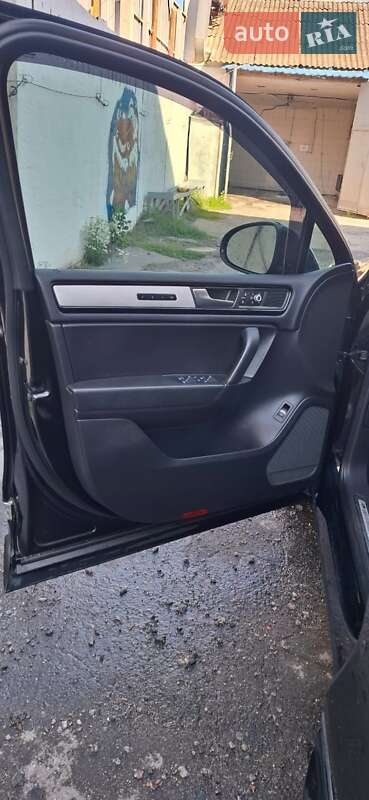 Внедорожник / Кроссовер Volkswagen Touareg 2014 в Виннице фото 41 Внедорожник / Кроссовер Volkswagen Touareg 2014 в Виннице