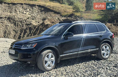 Позашляховик / Кросовер Volkswagen Touareg 2011 в Ужгороді