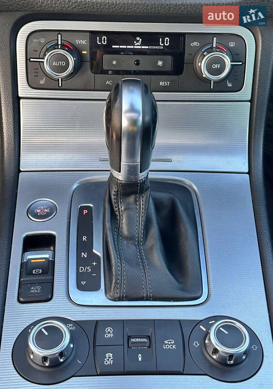 Позашляховик / Кросовер Volkswagen Touareg 2012 в Дніпрі фото 12 Позашляховик / Кросовер Volkswagen Touareg 2012 в Дніпрі