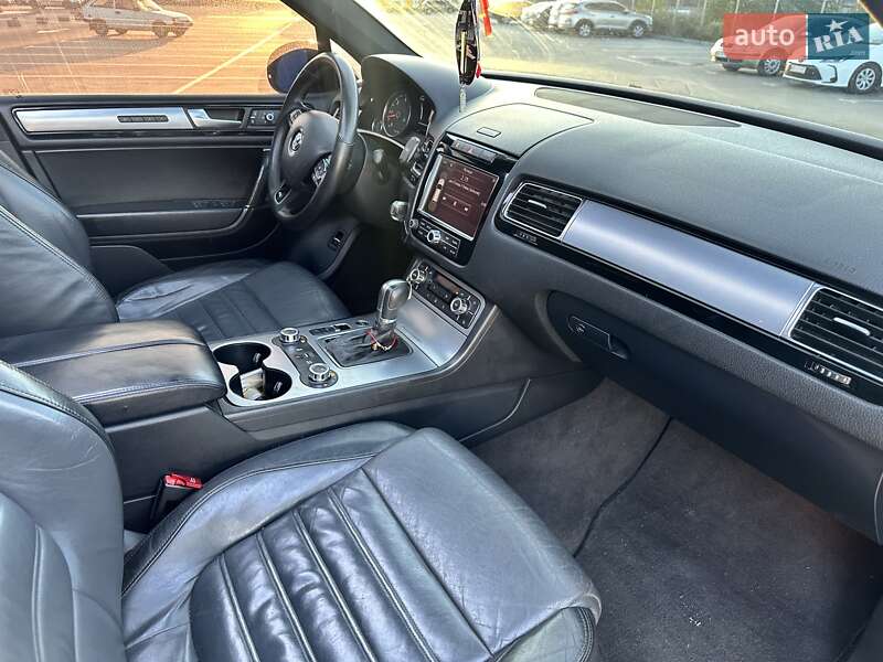 Внедорожник / Кроссовер Volkswagen Touareg 2011 в Виннице фото 35 Внедорожник / Кроссовер Volkswagen Touareg 2011 в Виннице