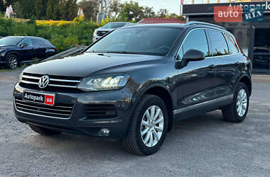 Внедорожник / Кроссовер Volkswagen Touareg 2012 в Виннице