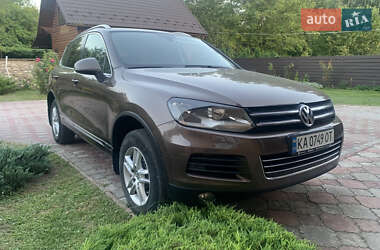 Внедорожник / Кроссовер Volkswagen Touareg 2012 в 
