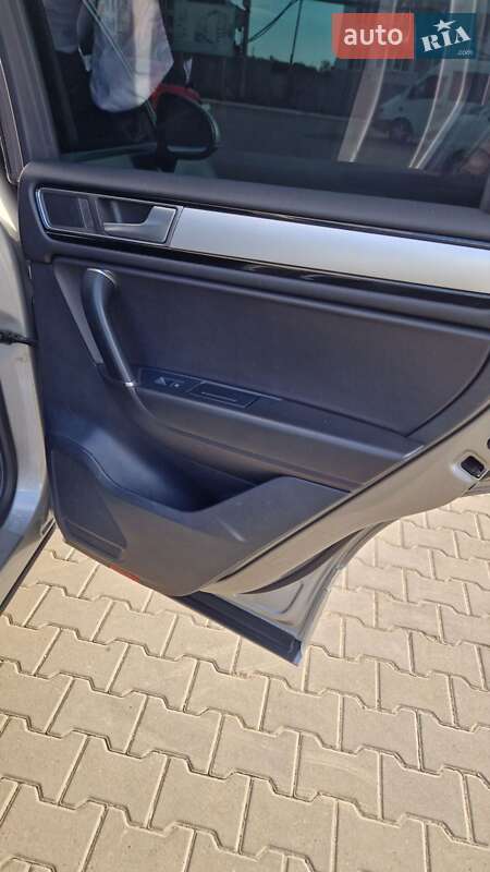 Внедорожник / Кроссовер Volkswagen Touareg 2015 в Одессе фото 5 Внедорожник / Кроссовер Volkswagen Touareg 2015 в Одессе