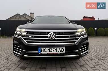 Внедорожник / Кроссовер Volkswagen Touareg 2019 в 