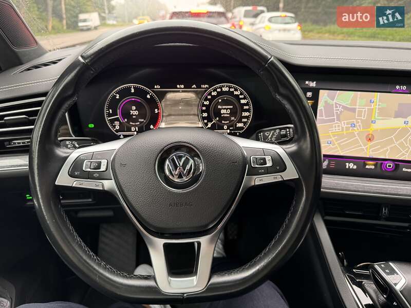 Внедорожник / Кроссовер Volkswagen Touareg 2019 в Львове фото 57 Внедорожник / Кроссовер Volkswagen Touareg 2019 в Львове