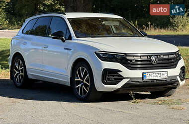 Внедорожник / Кроссовер Volkswagen Touareg 2022 в Киеве