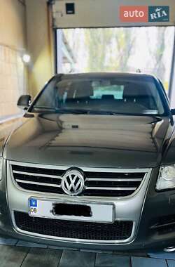 Внедорожник / Кроссовер Volkswagen Touareg 2008 в Славянске