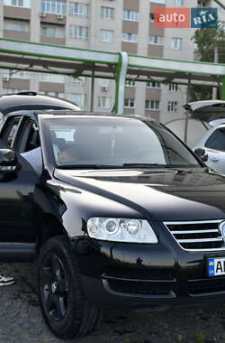 Внедорожник / Кроссовер Volkswagen Touareg 2005 в  фото 4 Внедорожник / Кроссовер Volkswagen Touareg 2005 в