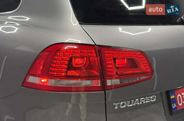 Внедорожник / Кроссовер Volkswagen Touareg 2016 в 