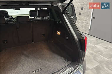 Внедорожник / Кроссовер Volkswagen Touareg 2016 в 