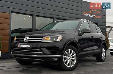 Внедорожник / Кроссовер Volkswagen Touareg 2015 в Ровно