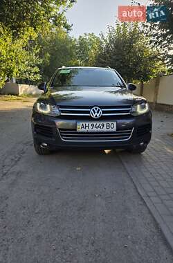 Позашляховик / Кросовер Volkswagen Touareg 2012 в Дніпрі