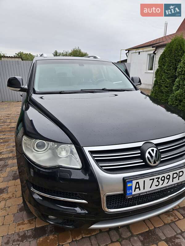Внедорожник / Кроссовер Volkswagen Touareg 2008 в Броварах