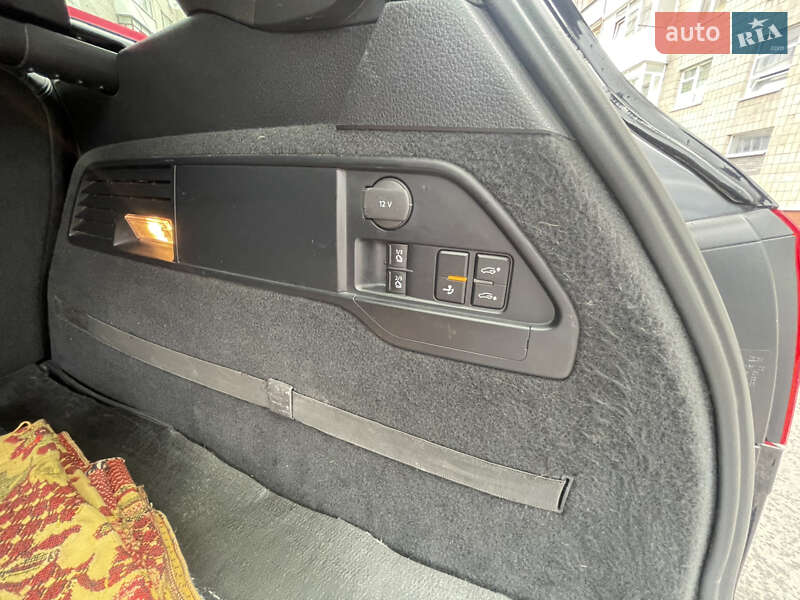 Внедорожник / Кроссовер Volkswagen Touareg 2015 в Житомире фото 17 Внедорожник / Кроссовер Volkswagen Touareg 2015 в Житомире