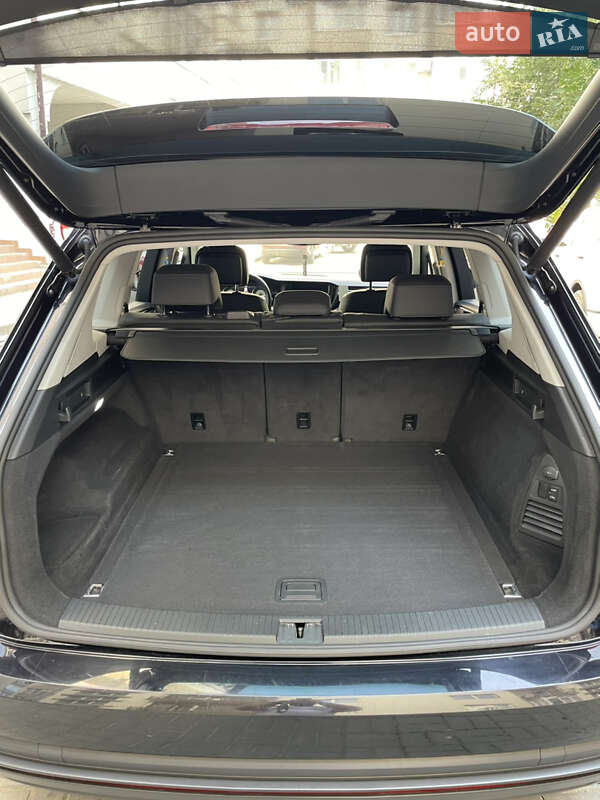 Внедорожник / Кроссовер Volkswagen Touareg 2020 в Ивано-Франковске фото 10 Внедорожник / Кроссовер Volkswagen Touareg 2020 в Ивано-Франковске