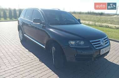 Позашляховик / Кросовер Volkswagen Touareg 2005 в Городку