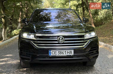 Внедорожник / Кроссовер Volkswagen Touareg 2019 в 