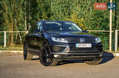 Позашляховик / Кросовер Volkswagen Touareg 2017 в Бердичеві