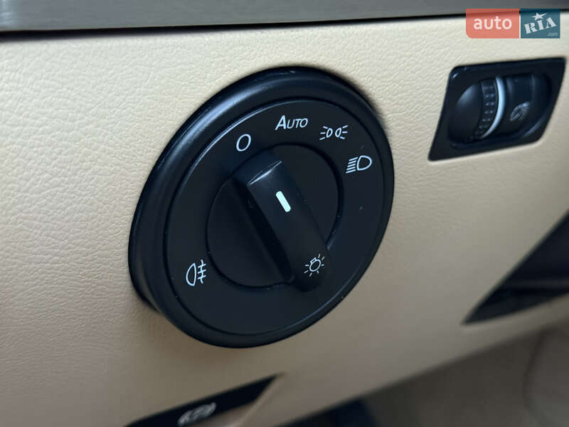 Внедорожник / Кроссовер Volkswagen Touareg 2008 в Смеле