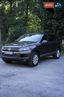 Внедорожник / Кроссовер Volkswagen Touareg 2010 в Сумах