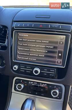 Внедорожник / Кроссовер Volkswagen Touareg 2016 в 