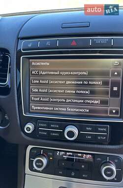 Внедорожник / Кроссовер Volkswagen Touareg 2016 в 