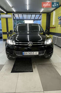 Позашляховик / Кросовер Volkswagen Touareg 2014 в Підволочиську