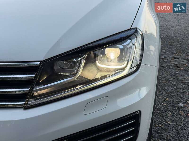 Внедорожник / Кроссовер Volkswagen Touareg 2015 в Хмельницком фото 18 Внедорожник / Кроссовер Volkswagen Touareg 2015 в Хмельницком