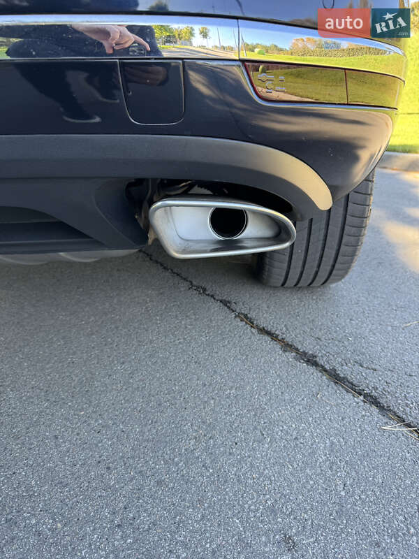 Внедорожник / Кроссовер Volkswagen Touareg 2015 в Киеве фото 10 Внедорожник / Кроссовер Volkswagen Touareg 2015 в Киеве