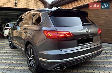 Внедорожник / Кроссовер Volkswagen Touareg 2020 в 