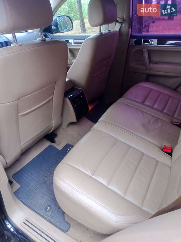 Внедорожник / Кроссовер Volkswagen Touareg 2007 в Мене фото 3 Внедорожник / Кроссовер Volkswagen Touareg 2007 в Мене