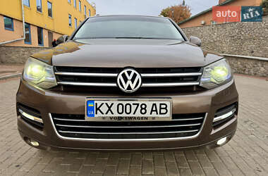 Позашляховик / Кросовер Volkswagen Touareg 2012 в Харкові