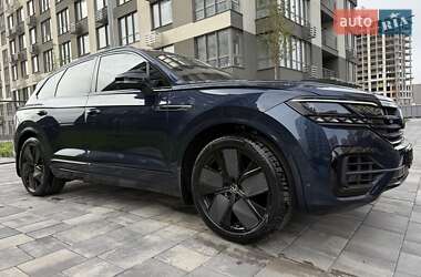 Внедорожник / Кроссовер Volkswagen Touareg 2023 в Киеве