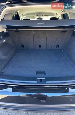 Внедорожник / Кроссовер Volkswagen Touareg 2021 в 