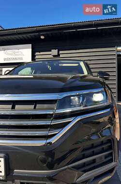 Внедорожник / Кроссовер Volkswagen Touareg 2021 в 