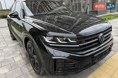 Внедорожник / Кроссовер Volkswagen Touareg 2023 в Киеве