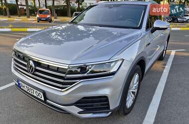 Внедорожник / Кроссовер Volkswagen Touareg 2021 в Киеве