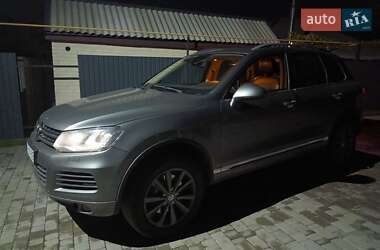 Позашляховик / Кросовер Volkswagen Touareg 2011 в Олександрії