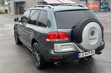 Внедорожник / Кроссовер Volkswagen Touareg 2006 в 