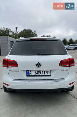 Внедорожник / Кроссовер Volkswagen Touareg 2012 в 